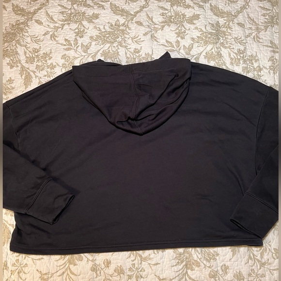 Under Armour Rival Logo Cropped Pullover Hoodie, size medium - Picture 10 of 11